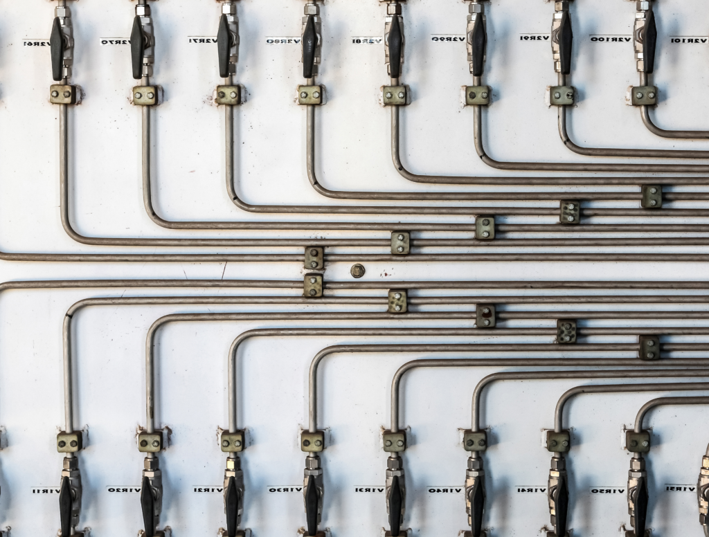 Future of hydrogen storage solutions, distributing and storing hydrogen